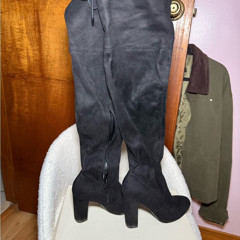 Black Over-the-Knee Women's Boots 6.5